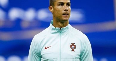 Tin bóng đá trưa 10/6: Ronaldo có pha sút phạt thảm họa nhất