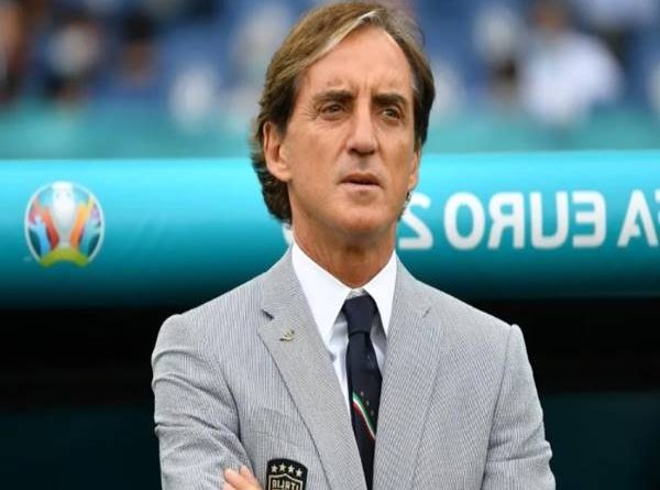 Bóng đá Euro 8/7: HLV Mancini cẩn trọng trước Anh