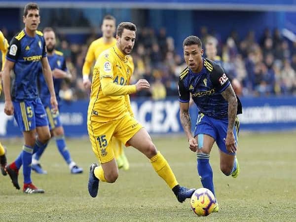 Soi kèo Villarreal II vs Oviedo 3/11