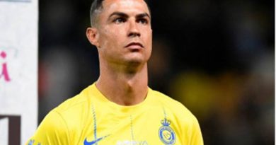 Tin bóng đá 2/4: Ronaldo sắp chạm cột mốc lịch sử chưa một ai có