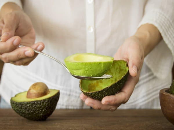 Lý do cần làm cho bơ nhanh chín