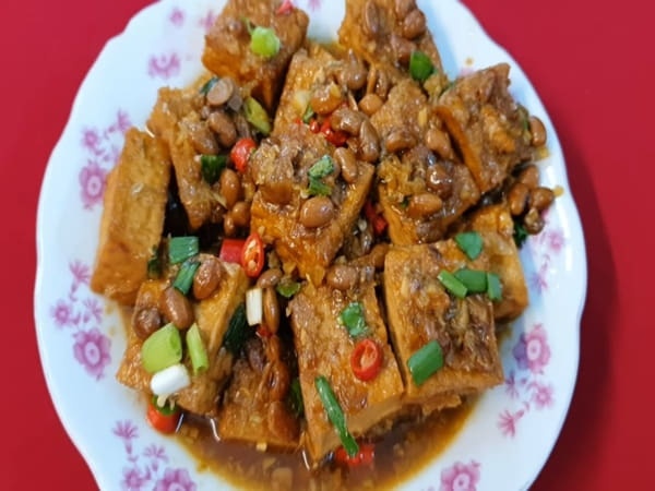 Các món chay ngon từ đậu phụ - Đậu phụ kho tương chay