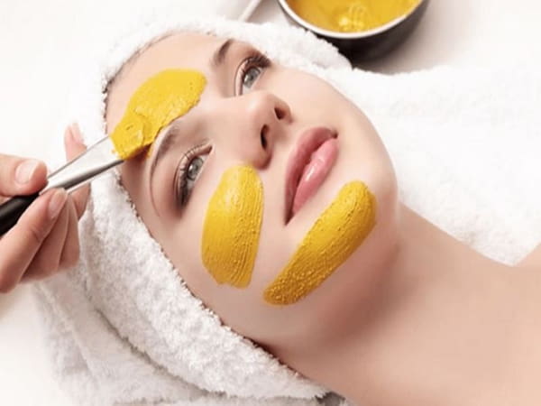 Tại sao nghệ tươi lại tốt cho da sau sinh?