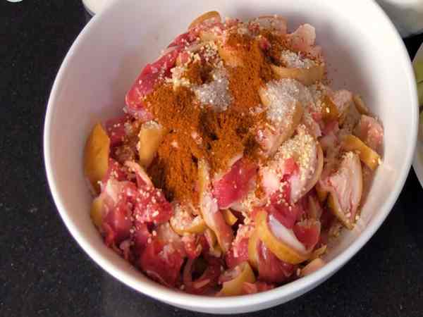 Sơ chế nguyên liệu